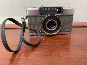 OLYMPUS　PEN-EE　オリンパス　ペン　フィルムカメラ　ジャンク品