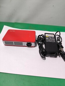 「R32_11K」動作品 VIVITEK QUMIプロジェクター Q5-RD 現状出品 非純正アダプタ付き 