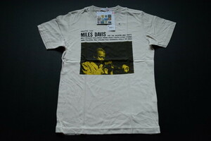 古いTシャツ 未使用品 UNIQLO CONCORD MILES DAVIS Mサイズ 0405-4 検索用語→Aレター10内ユニクロコンコードマイルスデイヴィスJAZZ