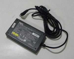 NEC　PA-1400-19TN　19V2.1A　■157