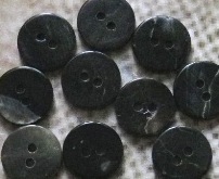 ◆◇黒蝶貝　黒い 裏使い用　15mm 50個◇◆