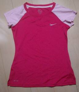 美品★NIKEナイキ☆レディス☆DRY-FIT☆半袖Tシャツ★ピンク★サイズＳ（155/80A、チェスト80）★ポリエステル100％