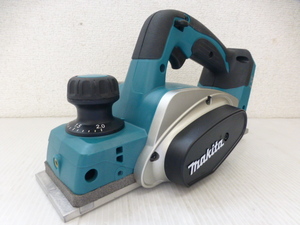 【35861】◆電動工具 makita/マキタ 充電式カンナ 82mm 18V KP180D 本体のみ 稼働確認済◆