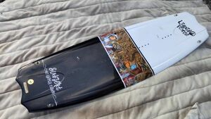 ウェイクボード Liquid force　SUBJEKT　2005 Redmon　Bonifay　137.6cm　板　中古　傷あり