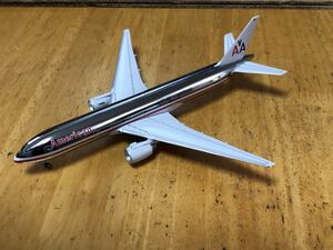 1/400 Gemini jets American airlines B777-200(クロームモデル)