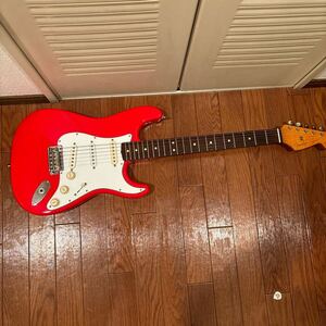 Fender USA American Vintage Stratocaster // 1997年頃製 ビンスト リフィニッシュ アッセンブリー交換 //