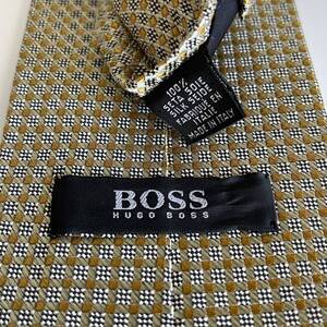 HUGO BOSS (ヒューゴボス) 緑黄色マイクロスクエアネクタイ