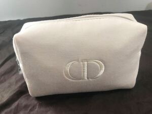 未使用　クリスチャンディオール Dior CD刺繍ロゴ　薄ピンク化粧ポーチ コスメポーチ Christian Dior ノベルティ