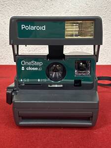 M-8248　【同梱不可】980円～ 現状品　Polaroid One Step Closeup　ポラロイドカメラ　グリーン　本体のみ　通電未確認