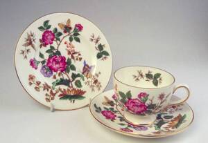 ウェジウッド　　＝　Cup & Saucer & Plate　= CHARNWOOD (1級品)