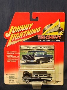 ジョニーライトニング 1/64 57年型 シボレー ノマド トライ ファイブ シェビー JOHNNY LIGHTNING Chevrolet Nomad Tri Five Chevy 傷み有 