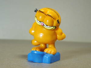 Garfield ガーフィールド PVCフィギュア 体重計 BULLYLAND