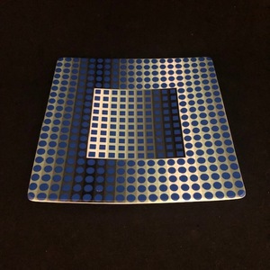 レア!!!!! 未使用 ヴィクトル・ヴァザルリ Victor Vasarely フルーツプレート 世界限定1500点 OPアート スペースエイジ 2