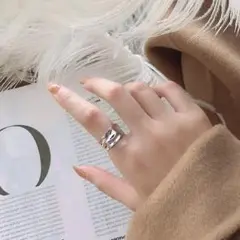 【新作】シルバー　リング　ニュアンス　韓国　レディース　フリーサイズ　指輪