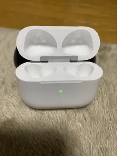 AirPods Pro 充電ケース