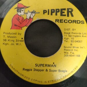 Reggie Stepper ＆ Super Beagle/Superman