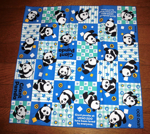 UENO ZOO Giant Panda 上野動物園 ジャイアントパンダ パンダ ハンカチ 41X41 正規品 未使用品/バンダナ シャンシャンシャオシャオレイレイ