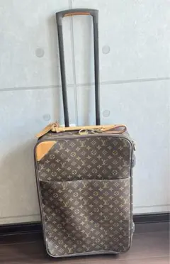 VUITTON スーツケース