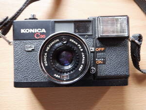 コニカ　　３５ｍｍ　カメラ　「　ＫＯＮＩＣＡ　Ｃ３５　ＥＦ　」　　無保証品