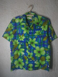 ｎ6976　レア　Hawaiian WEAR ハワイ製　レトロ　60ｓ　70ｓ　80ｓ　ビンテージ　古銭ボタン　肌触り良　花　抽象　　アロハ　シャツ