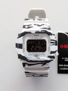 G-SHOCK ホワイト&ブラックシリーズ DW-D5600BW-7JF