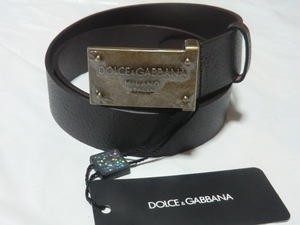 ★新品!! DOLCE&GABBANA リッチなお洒落!!存在感抜群☆BC4103 AC661 ちょいワル大人の今ドキ!!格上げ☆秀逸ロゴプレートベルト＜90＞伊製