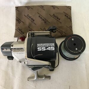 Z-156 DAIWA TOURNAMENT PROCASTER SS-45Ⅱ ダイワリール(予備スプール付き)