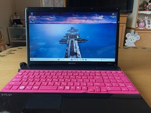 ★中古ノートパソコン SONY VAIO VPCEB28FJ Windows11-home COREi7 M620　8GB SSD：500GB 15.5inch★