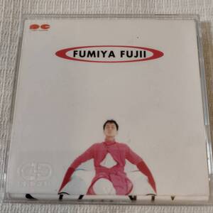 中古 8㎝CD　邦楽　藤井フミヤ　　女神（エロス）　/True Love　カラオケ付　歌詞付　　8.5㎝角縮刷　収納ケース付