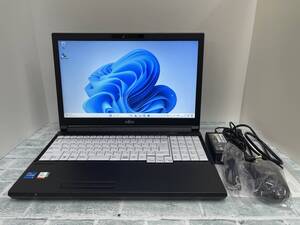 富士通 LIFEBOOK A5513/MX ■第12世代Intel Core i5-1235U■メモリ16GB+SSD256GB+DVD■15.6型■顔認証■Windows11【送料無料】◎N6J701