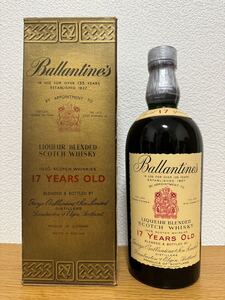 Ballantines バランタイン 17年 43% 1960年代流通 赤白紋章 赤紋章