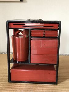 骨董品　旅箪笥　民芸品　漆器 弁当箱 酒入れ