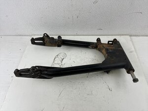 40-1-0G3【当時物中古】現状品 カワサキ 純正 スイングアーム＋トルクロッド Z400FX Z500FX Z550FX Z400J / bk-it-0068