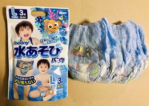 ☆ムーニー 水遊びパンツＬニモ柄＆トレパンマンＬトイストーリー柄セット☆moony