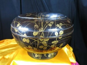 萩蒔絵饅頭行器　桃山時代　漆工　漆器