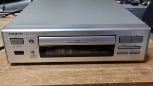 ONKYO　CDプレーヤー　C-711M 中古