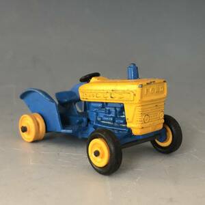 MATCHBOX SERIES No39 FORD TRACTOR MADE IN ENGLAND BY LESNEY