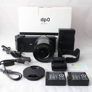 ☆実用品☆ SIGMA dp0 Quattro シグマ デジタルカメラ dp0Quattro FoveonX3 有効画素数2,900万画素 #2918