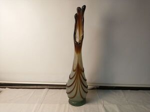 大きなガラス花瓶　幅20ｃｍ　高さ70.5ｃｍ　置物　インテリア　オブジェ　工芸品 (22_225_7)