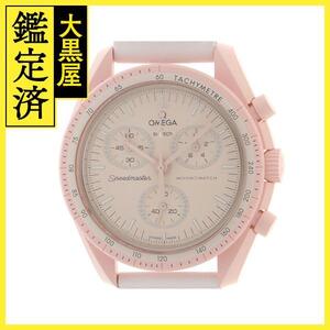 SWATCH スウォッチ 腕時計　MoonSwatch MISSION TO VENUS オメガコラボ　クォーツ　S033P100【431】