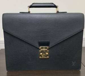 【ルイヴィトン】LOUIS VUITTON エピ セルヴィエットコンセイエ バック　かばん　鍵付き　中古品