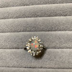 天然ウォーターオパール1.5ct 鑑別書付 指輪 リング シルバー 天然石