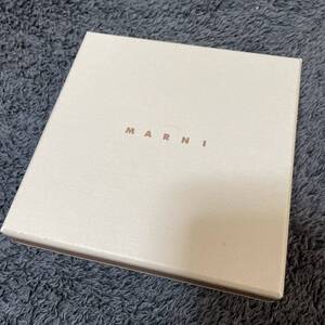 マルニ　MARNI 箱　BOX