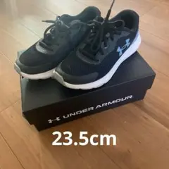 23.5cm UNDER ARMOUR キッズ スニーカー 黒・青