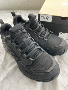 [アディダス] ランニングシューズ トレースロッカー 2.0 GORE-TEX トレイルランニング MAQ88/LSX95 メンズ　26.0 cm 　※試着程度汚れあり