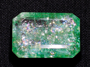 ★ゴージャスな虹色フラッシュ！★エメラルド カット9.20ct/15.8mm★天然石緑柱石べリル★コロンビア産★裸石宝石ルースケース入り kamesan