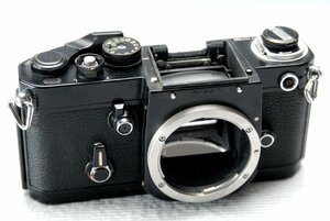 Nikon ニコン 昔の高級一眼レフカメラ F2（黒）ボディ 希少な 作動品 （腐食無し）