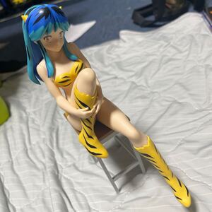 ラムちゃん うる星やつら Relax time ラム フィギュア アニメ キャラ プライズ バンプレスト BANDAI SPIRITS 学校 机