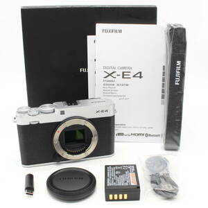 ★美品★FUJIFILM X-E4 ボディ シルバー ショット数46★4926