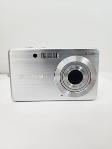 #y1325 FUJIFILM FINEPIX J10 コンパクトデジタルカメラ シルバー